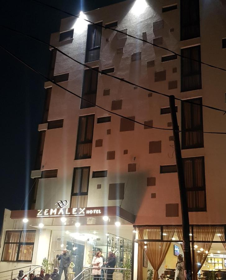 Zemalex Hotel Addis Ababa Exterior foto