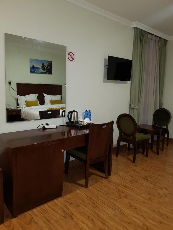 Zemalex Hotel Addis Ababa Exterior foto